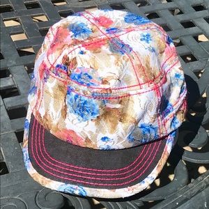 FUN METALLIC BASEBALL CAP